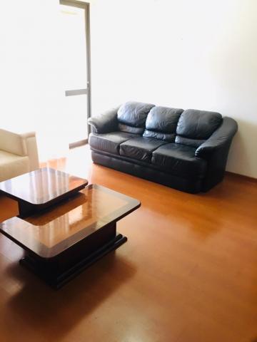 Alugar Apartamentos / Padrão em Ribeirão Preto R$ 2.000,00 - Foto 2