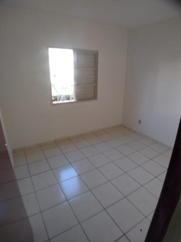 Alugar Apartamentos / Padrão em Ribeirão Preto R$ 500,00 - Foto 4