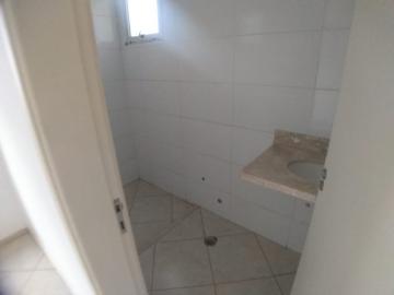 Alugar Apartamentos / Padrão em Ribeirão Preto R$ 1.300,00 - Foto 3