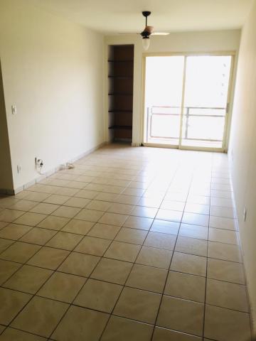 Apartamentos / Padrão em Ribeirão Preto 