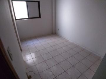 Alugar Apartamentos / Padrão em Ribeirão Preto R$ 750,00 - Foto 6