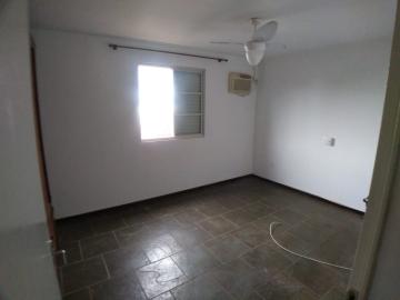 Alugar Casas / Condomínio em Ribeirão Preto R$ 900,00 - Foto 4