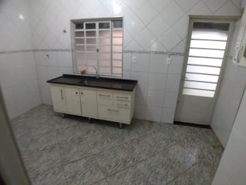 Alugar Casas / Condomínio em Ribeirão Preto R$ 900,00 - Foto 9