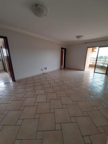 Alugar Apartamentos / Padrão em Ribeirão Preto R$ 2.000,00 - Foto 5