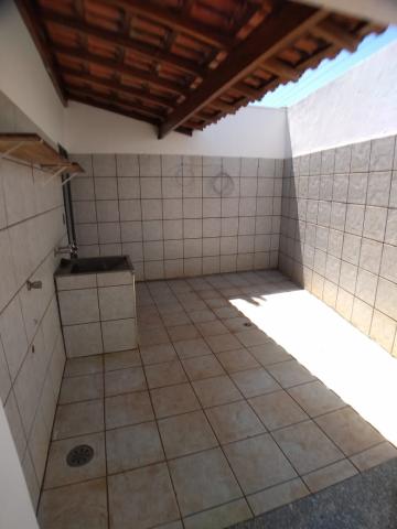 Alugar Casas / Padrão em Ribeirão Preto R$ 2.400,00 - Foto 13