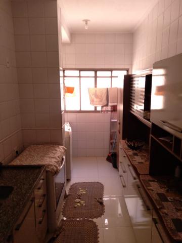 Alugar Apartamentos / Padrão em Ribeirão Preto R$ 1.100,00 - Foto 5