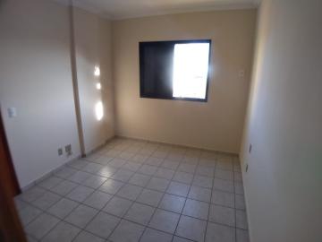 Alugar Apartamentos / Padrão em Ribeirão Preto R$ 1.450,00 - Foto 5