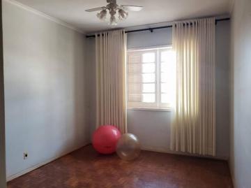 Alugar Casas / Padrão em Ribeirão Preto R$ 2.800,00 - Foto 9