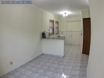 Alugar Apartamentos / Padrão em Ribeirão Preto R$ 680,00 - Foto 2