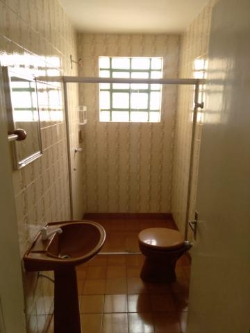 Alugar Casas / Padrão em Ribeirão Preto R$ 850,00 - Foto 7