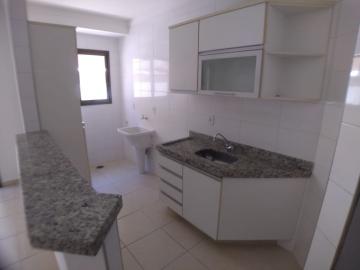 Alugar Apartamentos / Padrão em Ribeirão Preto R$ 1.100,00 - Foto 4