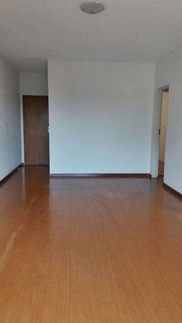 Alugar Apartamentos / Padrão em Ribeirão Preto R$ 1.500,00 - Foto 1