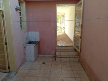 Alugar Casas / Padrão em Ribeirão Preto R$ 1.320,00 - Foto 5