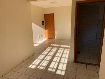 Alugar Apartamentos / Padrão em Ribeirão Preto R$ 850,00 - Foto 1