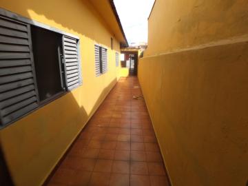 Alugar Casas / Padrão em Ribeirão Preto R$ 1.200,00 - Foto 13