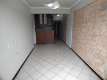 Alugar Apartamentos / Padrão em Ribeirão Preto R$ 800,00 - Foto 1