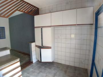Alugar Casas / Padrão em Ribeirão Preto R$ 2.950,00 - Foto 8