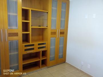 Alugar Casas / Condomínio em Ribeirão Preto R$ 1.800,00 - Foto 5