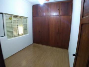 Alugar Casas / Padrão em Ribeirão Preto R$ 3.100,00 - Foto 17