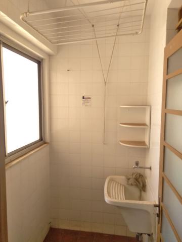 Alugar Apartamentos / Padrão em Ribeirão Preto R$ 1.000,00 - Foto 4