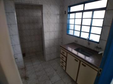 Alugar Apartamentos / Studio / Kitnet em Ribeirão Preto R$ 750,00 - Foto 4