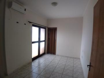 Alugar Apartamentos / Padrão em Ribeirão Preto R$ 1.200,00 - Foto 3