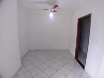 Alugar Apartamentos / Padrão em Ribeirão Preto R$ 1.200,00 - Foto 3