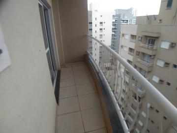 Alugar Apartamentos / Padrão em Ribeirão Preto R$ 1.700,00 - Foto 3