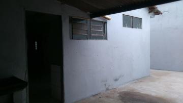 Alugar Casas / Padrão em Ribeirão Preto R$ 900,00 - Foto 13