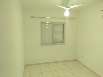 Alugar Apartamentos / Padrão em Ribeirão Preto R$ 1.100,00 - Foto 5