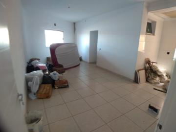 Alugar Apartamentos / Padrão em Ribeirão Preto R$ 1.350,00 - Foto 2