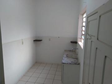 Alugar Casas / Padrão em Ribeirão Preto R$ 2.500,00 - Foto 4