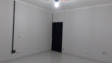 Alugar Apartamentos / Padrão em Ribeirão Preto R$ 1.200,00 - Foto 4