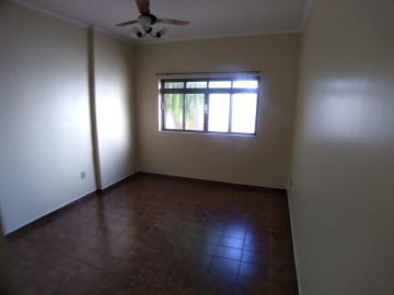 Apartamentos / Padrão em Ribeirão Preto Alugar por R$830,00