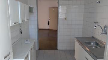 Alugar Apartamentos / Padrão em Ribeirão Preto R$ 800,00 - Foto 4