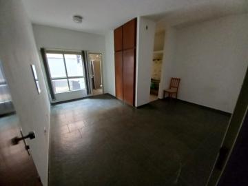 Alugar Apartamentos / Padrão em Ribeirão Preto R$ 650,00 - Foto 1