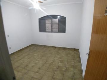 Alugar Casas / Padrão em Ribeirão Preto R$ 1.100,00 - Foto 10