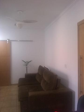 Alugar Casas / Condomínio em Ribeirão Preto R$ 900,00 - Foto 2