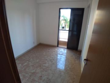 Alugar Apartamentos / Padrão em Ribeirão Preto R$ 1.600,00 - Foto 13