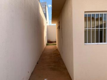 Alugar Casas / Padrão em Ribeirão Preto R$ 950,00 - Foto 9