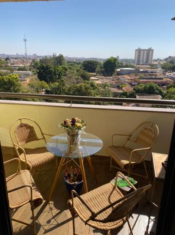 Comprar Apartamentos / Padrão em Ribeirão Preto R$ 448.000,00 - Foto 3