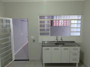 Alugar Casas / Padrão em Ribeirão Preto R$ 1.400,00 - Foto 3