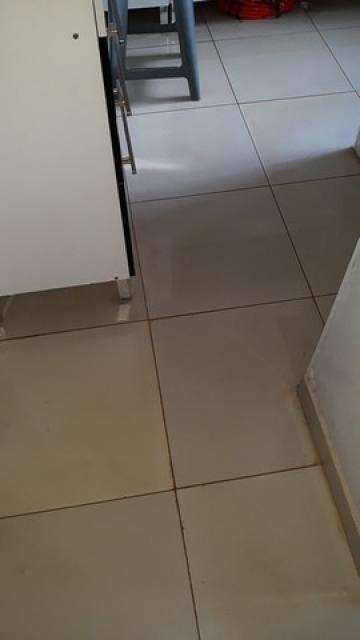 Comprar Apartamentos / Padrão em Ribeirão Preto R$ 98.000,00 - Foto 3