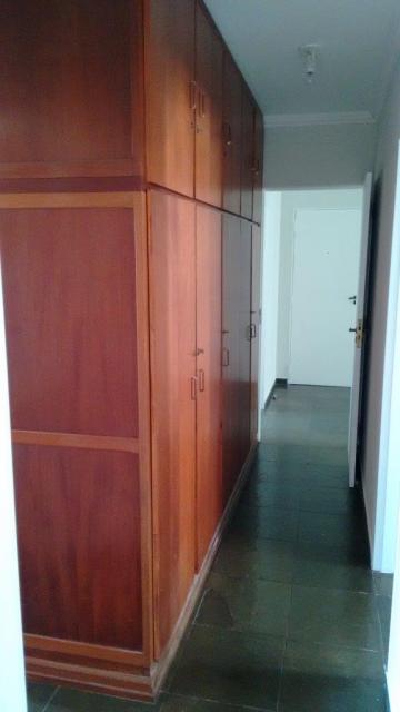 Alugar Apartamentos / Padrão em Ribeirão Preto R$ 1.090,00 - Foto 4