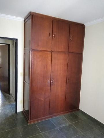 Alugar Apartamentos / Padrão em Ribeirão Preto R$ 1.090,00 - Foto 6