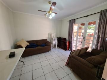 Comprar Casas / Padrão em Ribeirão Preto R$ 1.200.000,00 - Foto 4