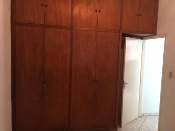 Alugar Apartamentos / Padrão em Ribeirão Preto R$ 800,00 - Foto 5