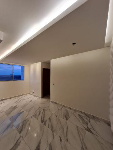 Alugar Apartamento / Padrão em Ribeirao Preto R$ 1.650,00 - Foto 1