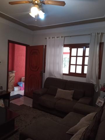 Alugar Casas / Padrão em Ribeirão Preto R$ 1.320,00 - Foto 1