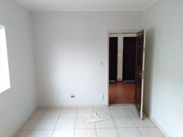 Alugar Apartamentos / Padrão em Ribeirão Preto R$ 1.000,00 - Foto 2